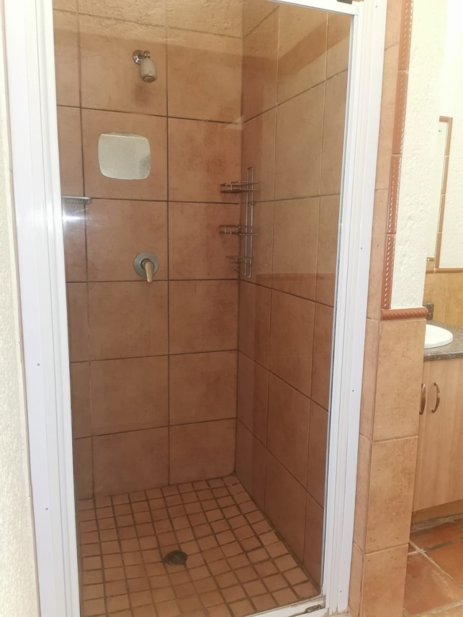 1 Bedroom Property for Sale in Bedfordview Gauteng