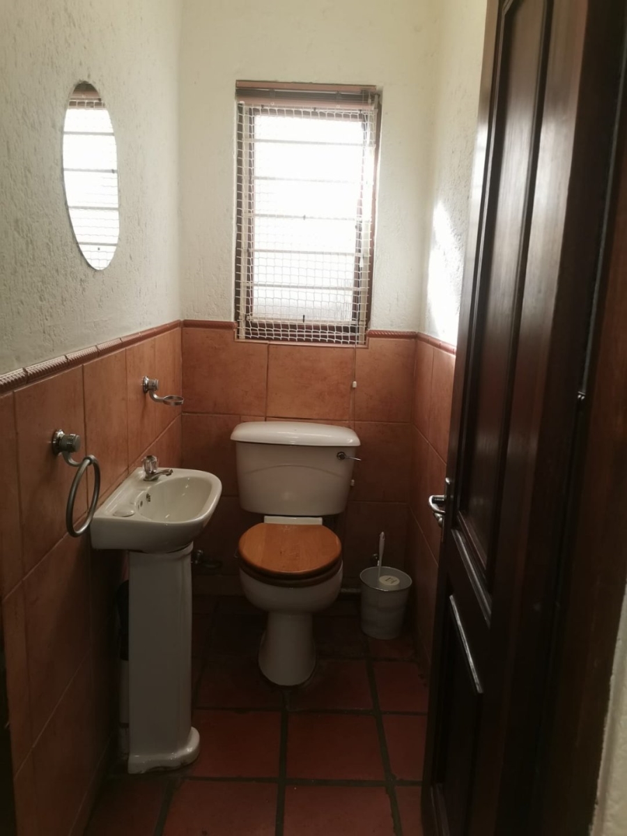 1 Bedroom Property for Sale in Bedfordview Gauteng