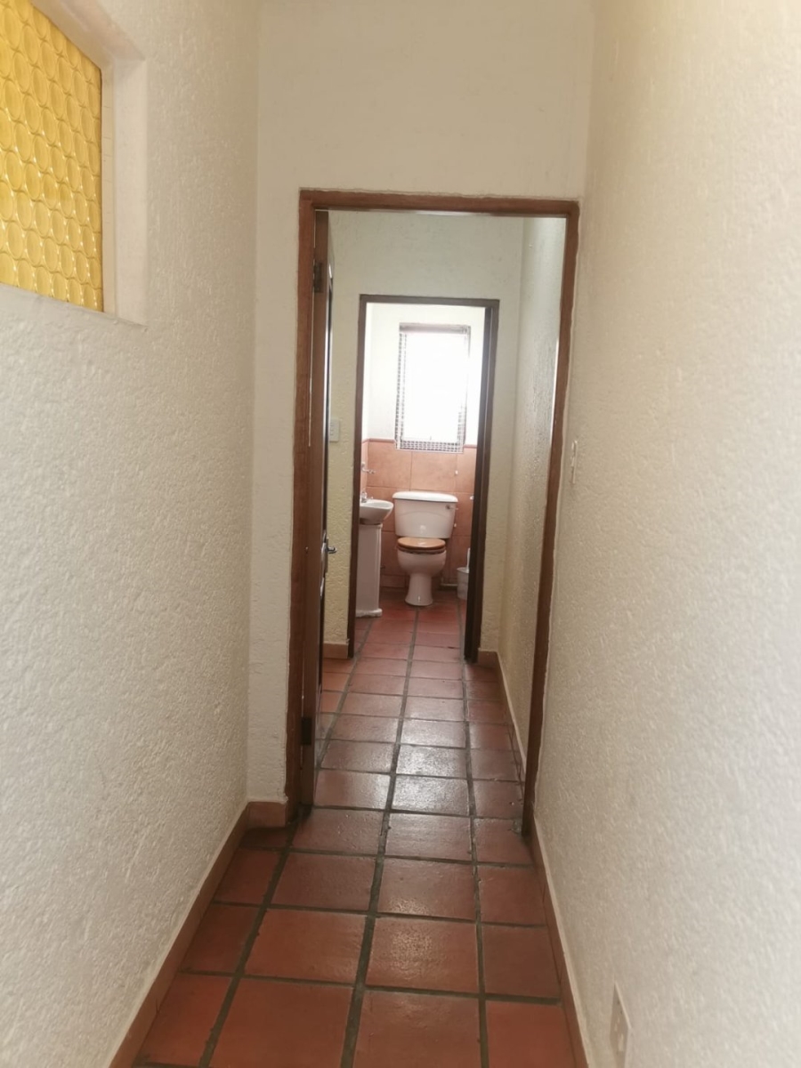1 Bedroom Property for Sale in Bedfordview Gauteng