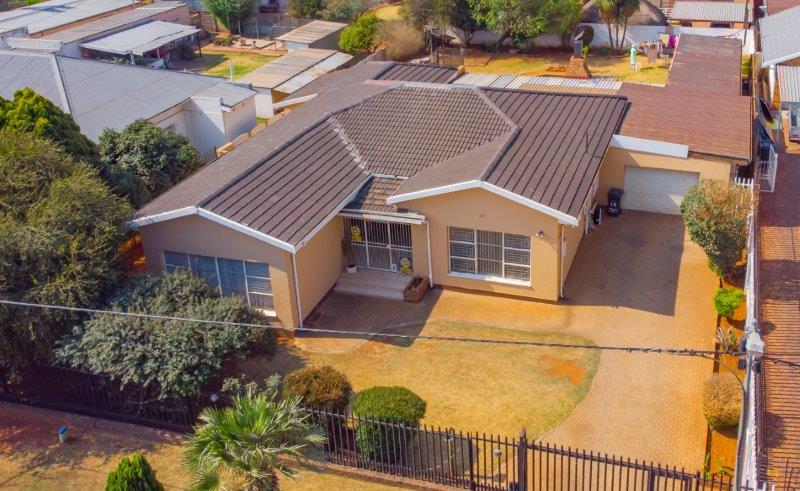 4 Bedroom Property for Sale in Dalview Gauteng