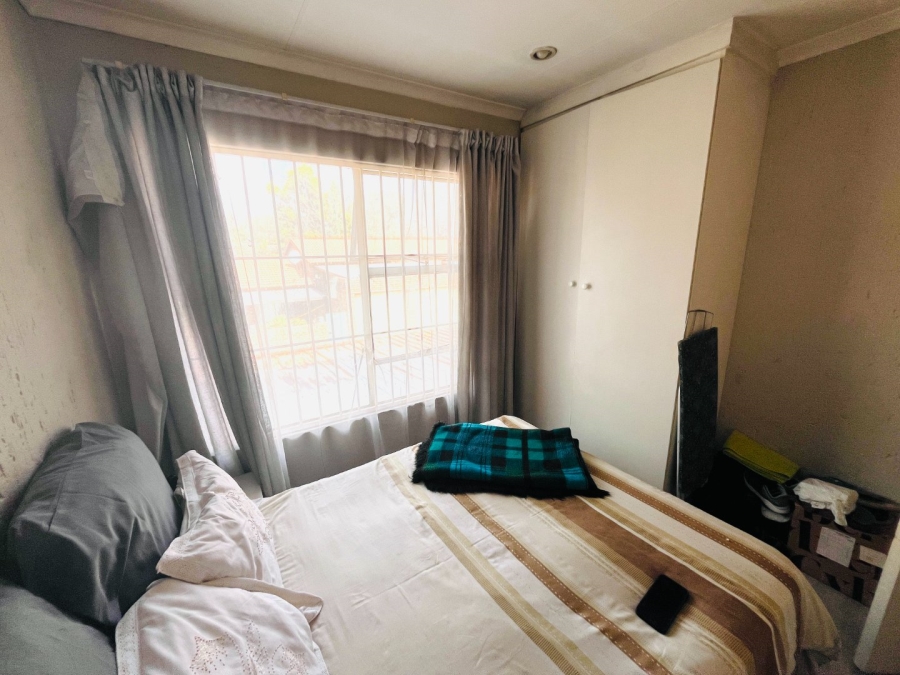 3 Bedroom Property for Sale in Buccleuch Gauteng