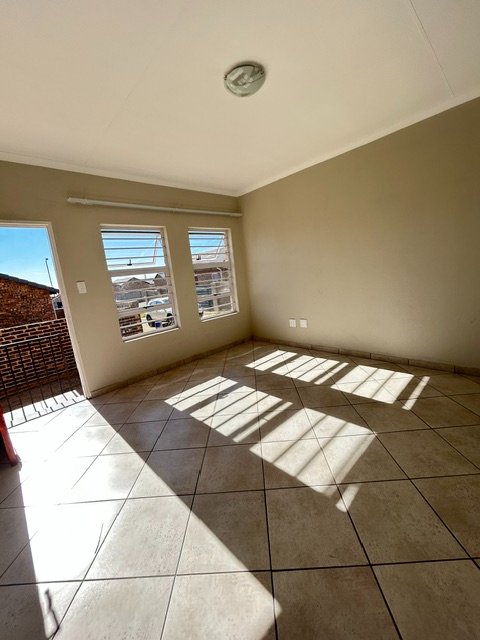 To Let 3 Bedroom Property for Rent in Olievenhoutbosch Gauteng