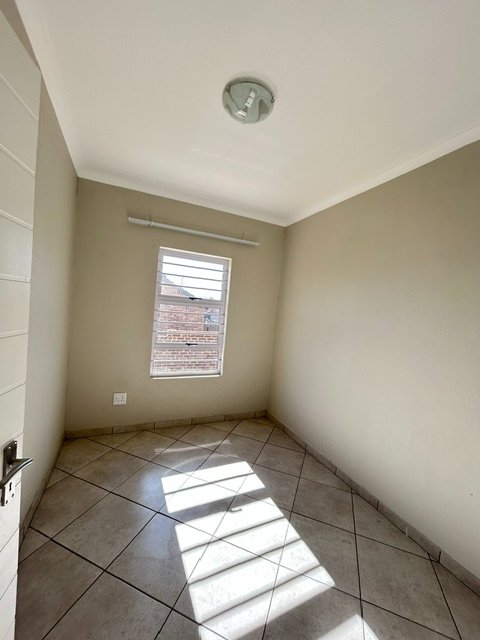 To Let 3 Bedroom Property for Rent in Olievenhoutbosch Gauteng