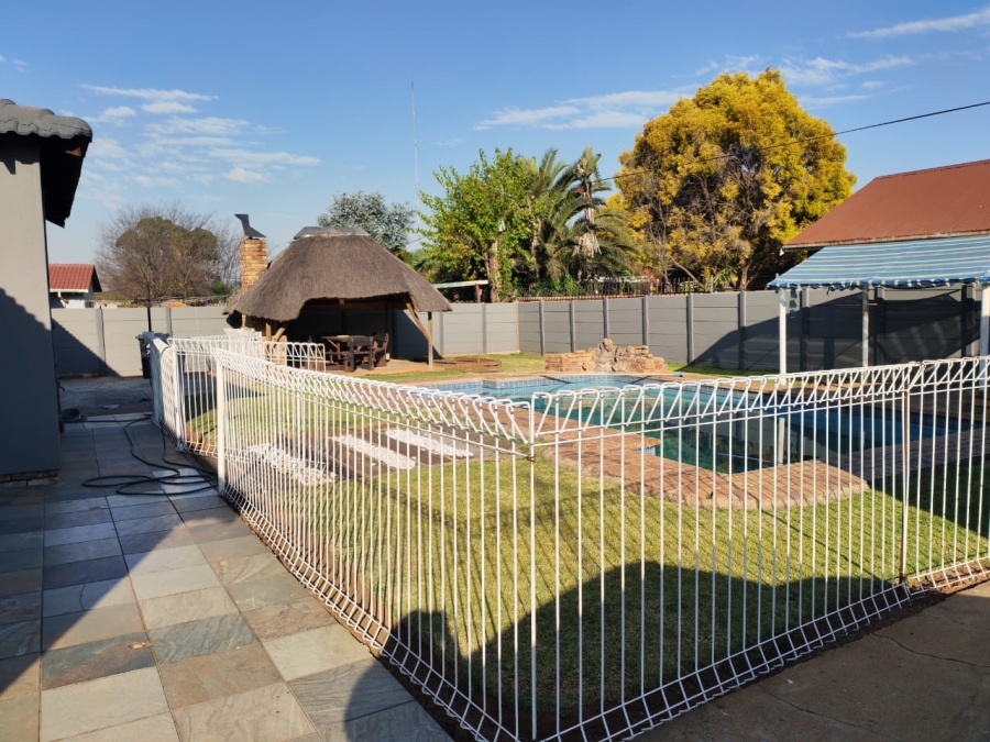 3 Bedroom Property for Sale in Brakpan North Gauteng