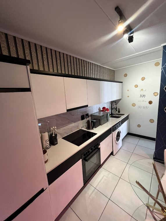 To Let 1 Bedroom Property for Rent in Crowthorne AH Gauteng