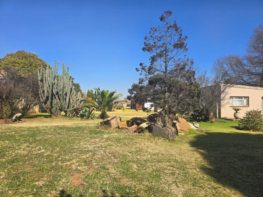 Commercial Property for Sale in Ravenswood Gauteng