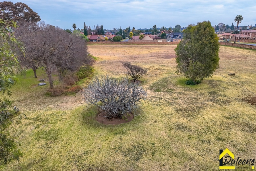  Bedroom Property for Sale in Ravenswood Gauteng