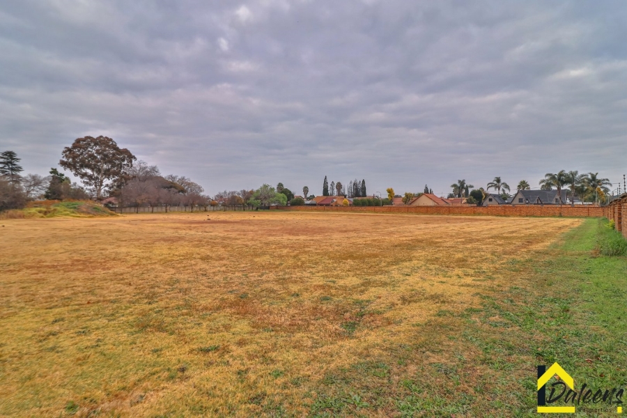  Bedroom Property for Sale in Ravenswood Gauteng