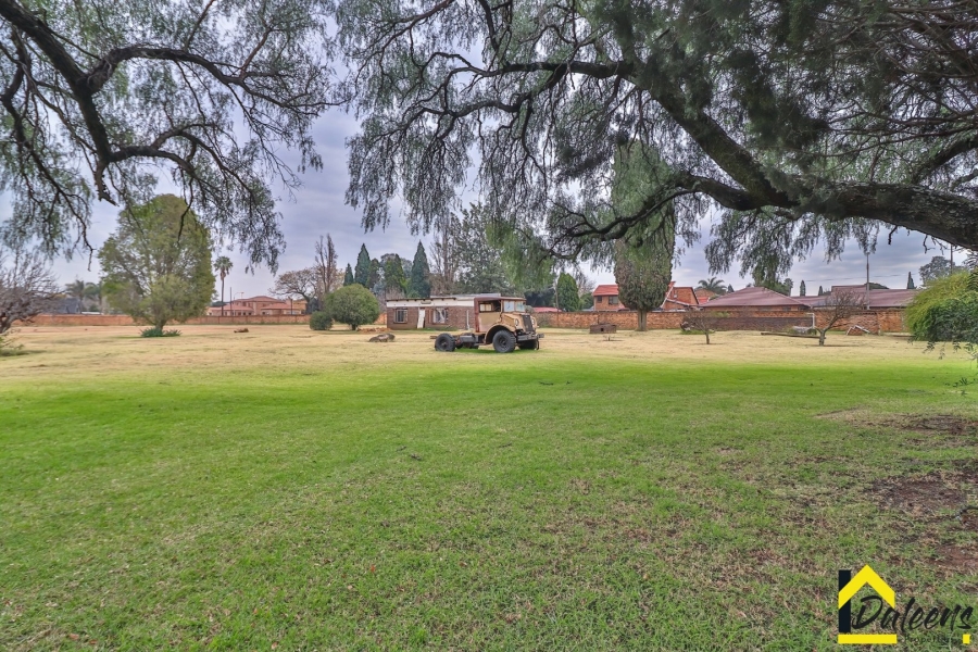  Bedroom Property for Sale in Ravenswood Gauteng