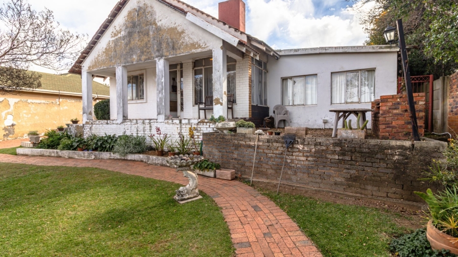 3 Bedroom Property for Sale in Linmeyer Gauteng
