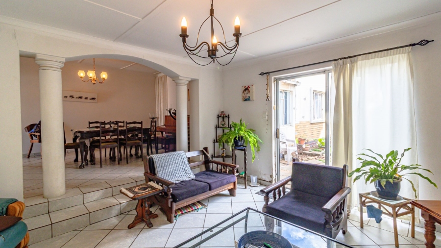 3 Bedroom Property for Sale in Linmeyer Gauteng