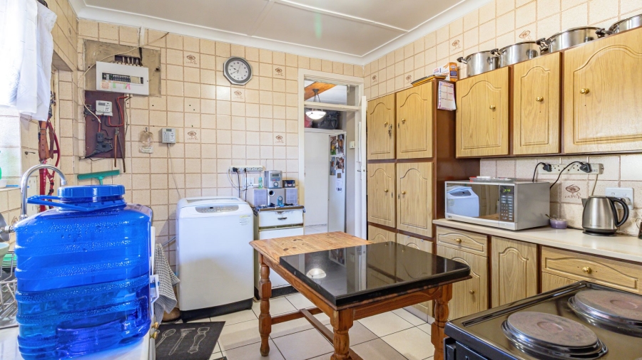 3 Bedroom Property for Sale in Linmeyer Gauteng