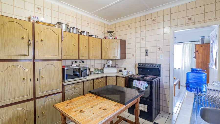 3 Bedroom Property for Sale in Linmeyer Gauteng