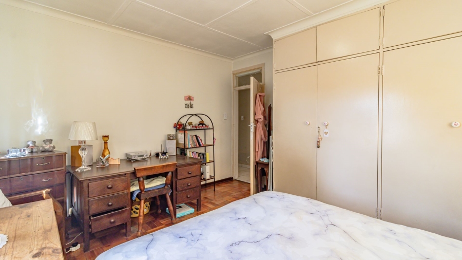 3 Bedroom Property for Sale in Linmeyer Gauteng