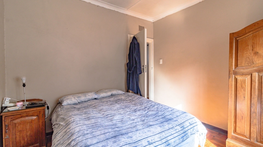 3 Bedroom Property for Sale in Linmeyer Gauteng