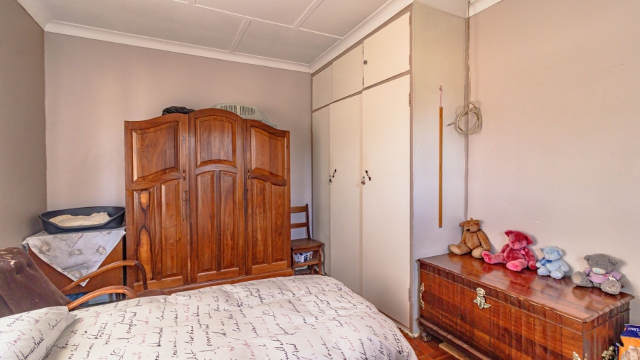 3 Bedroom Property for Sale in Linmeyer Gauteng