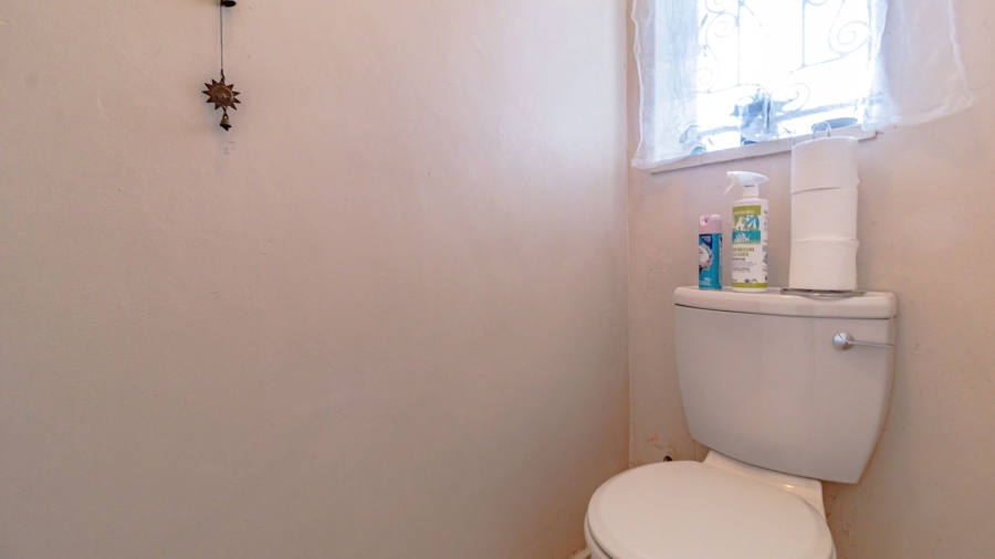 3 Bedroom Property for Sale in Linmeyer Gauteng