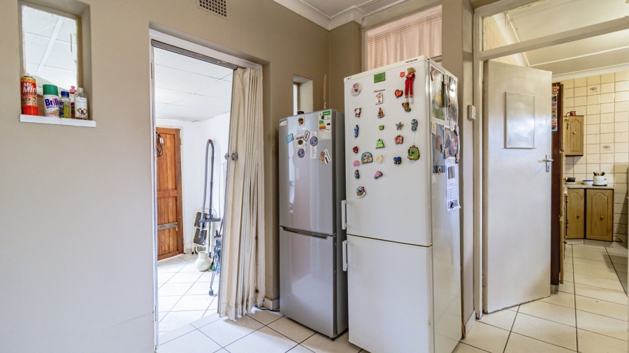 3 Bedroom Property for Sale in Linmeyer Gauteng