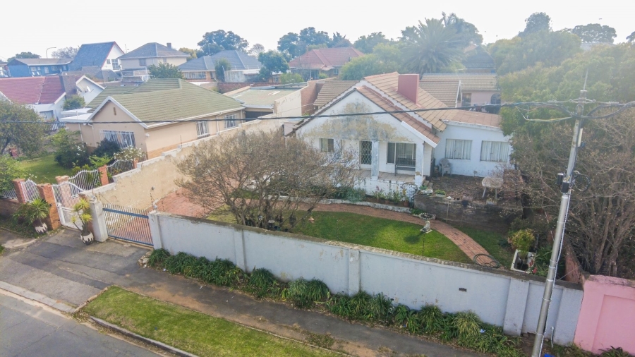 3 Bedroom Property for Sale in Linmeyer Gauteng