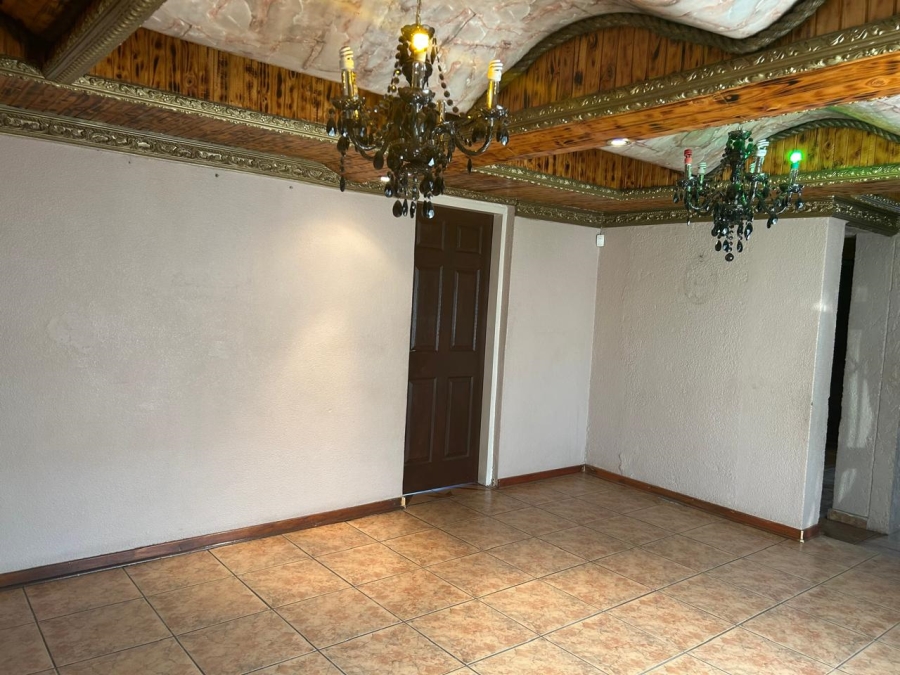 7 Bedroom Property for Sale in Geluksdal Ext 1 Gauteng