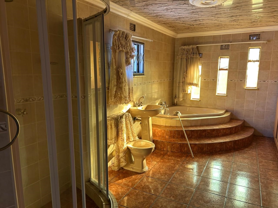 7 Bedroom Property for Sale in Geluksdal Ext 1 Gauteng