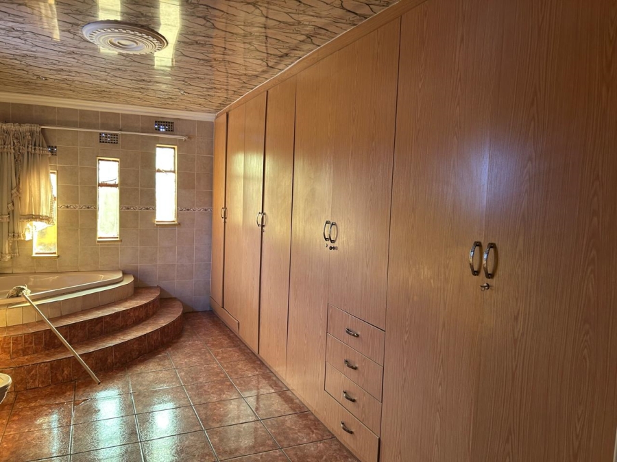 7 Bedroom Property for Sale in Geluksdal Ext 1 Gauteng