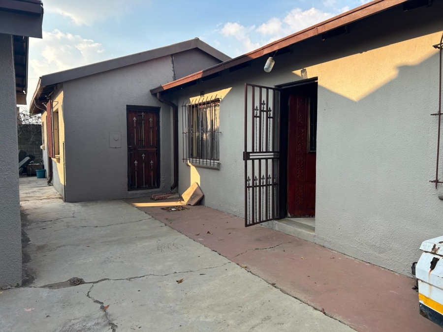 7 Bedroom Property for Sale in Geluksdal Ext 1 Gauteng