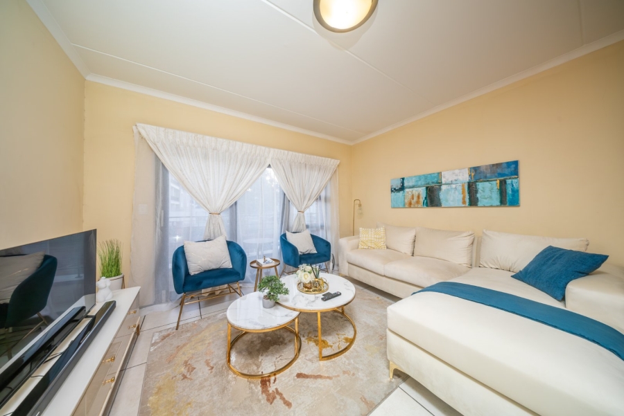 2 Bedroom Property for Sale in Greenstone Hill Gauteng