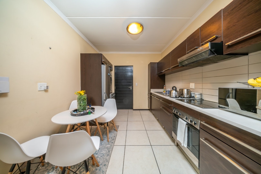 2 Bedroom Property for Sale in Greenstone Hill Gauteng