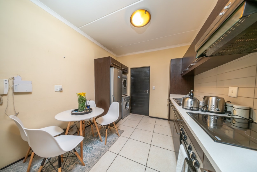 2 Bedroom Property for Sale in Greenstone Hill Gauteng