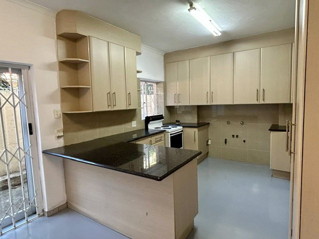To Let 3 Bedroom Property for Rent in Sydenham Gauteng