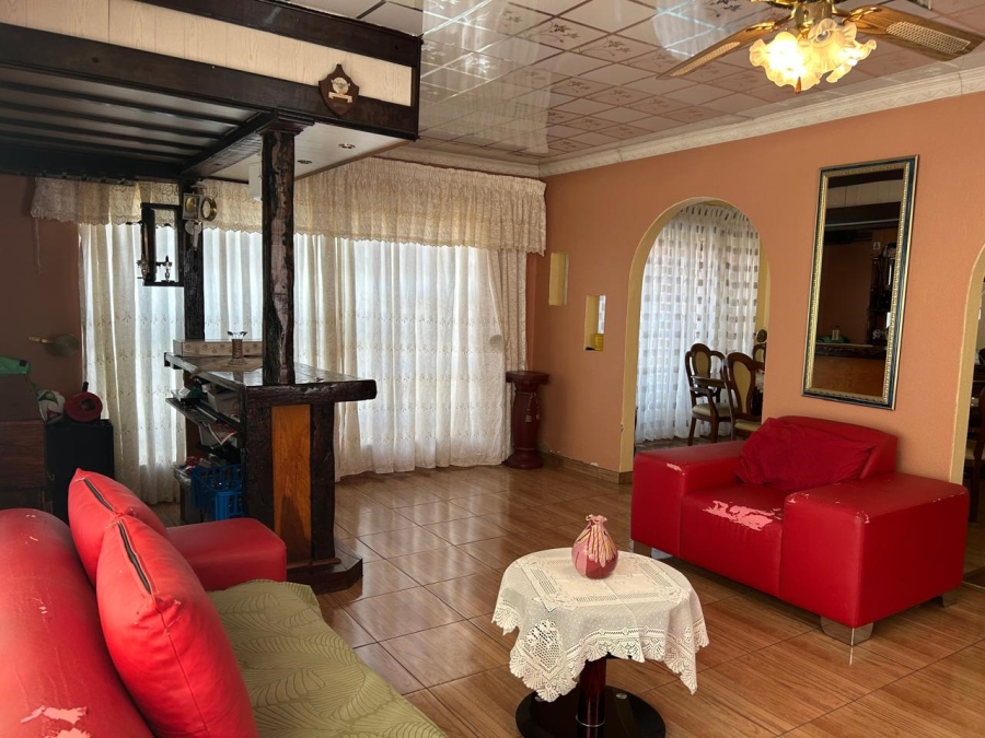 4 Bedroom Property for Sale in Sunward Park Gauteng