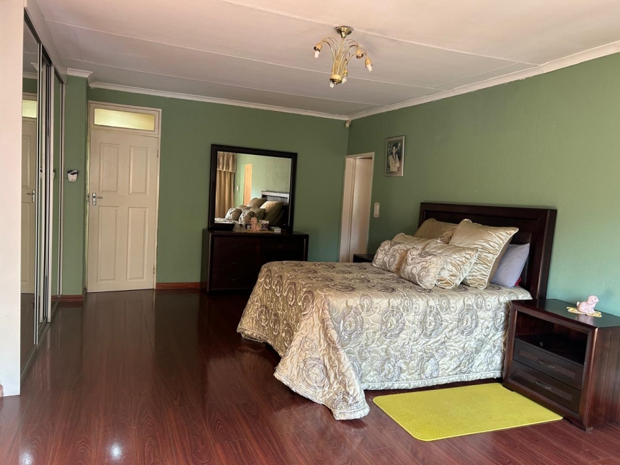 4 Bedroom Property for Sale in Sunward Park Gauteng