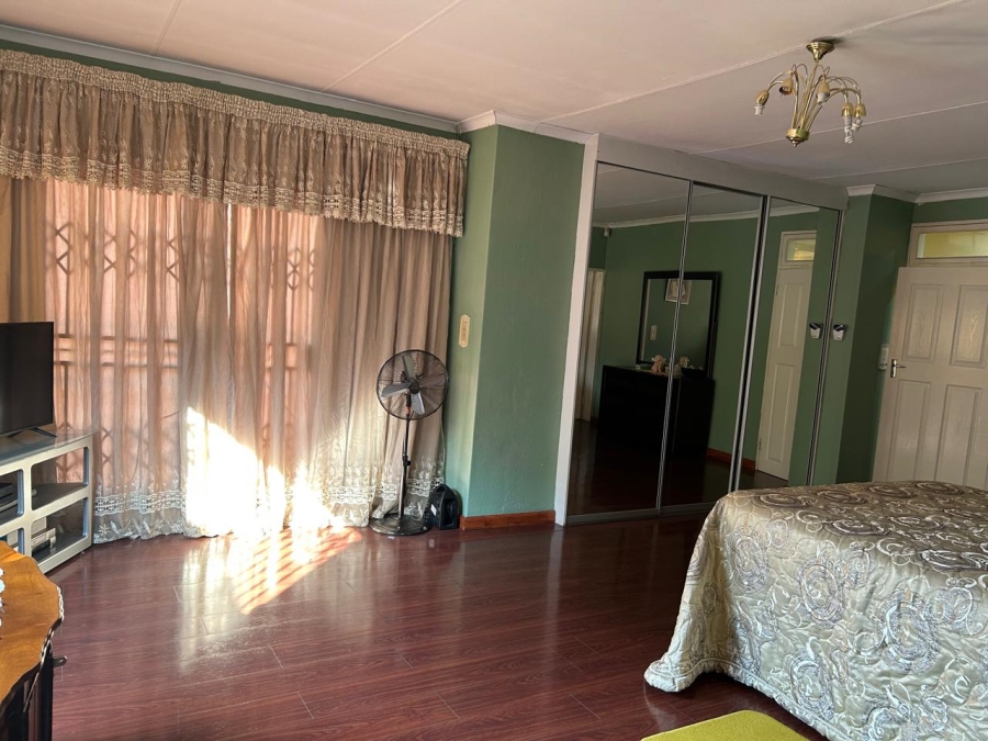 4 Bedroom Property for Sale in Sunward Park Gauteng