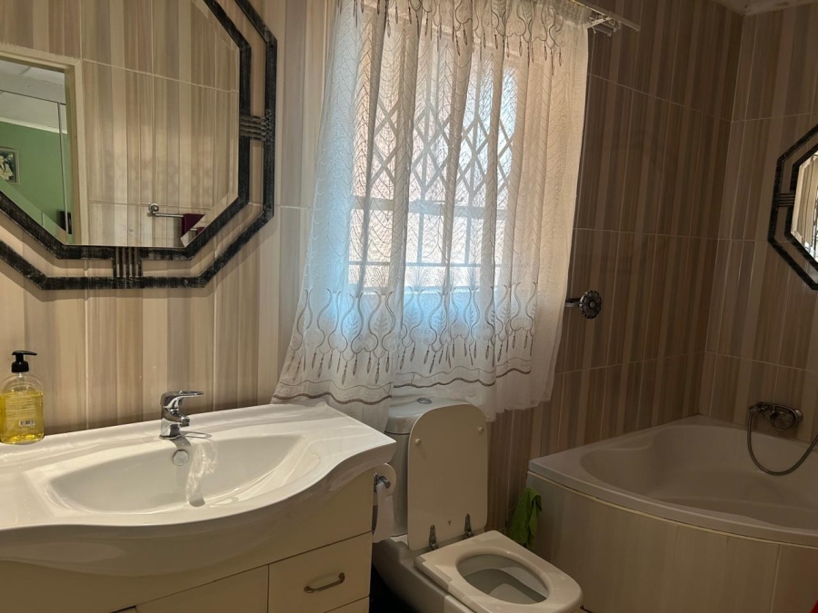 4 Bedroom Property for Sale in Sunward Park Gauteng