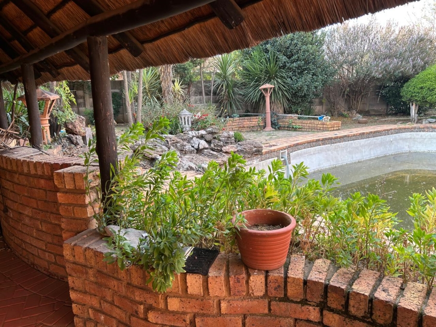 4 Bedroom Property for Sale in Sunward Park Gauteng