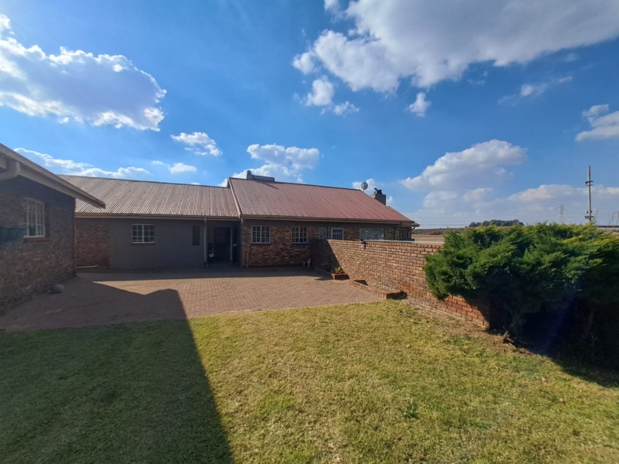 Commercial Property for Sale in Vaalfontein Gauteng