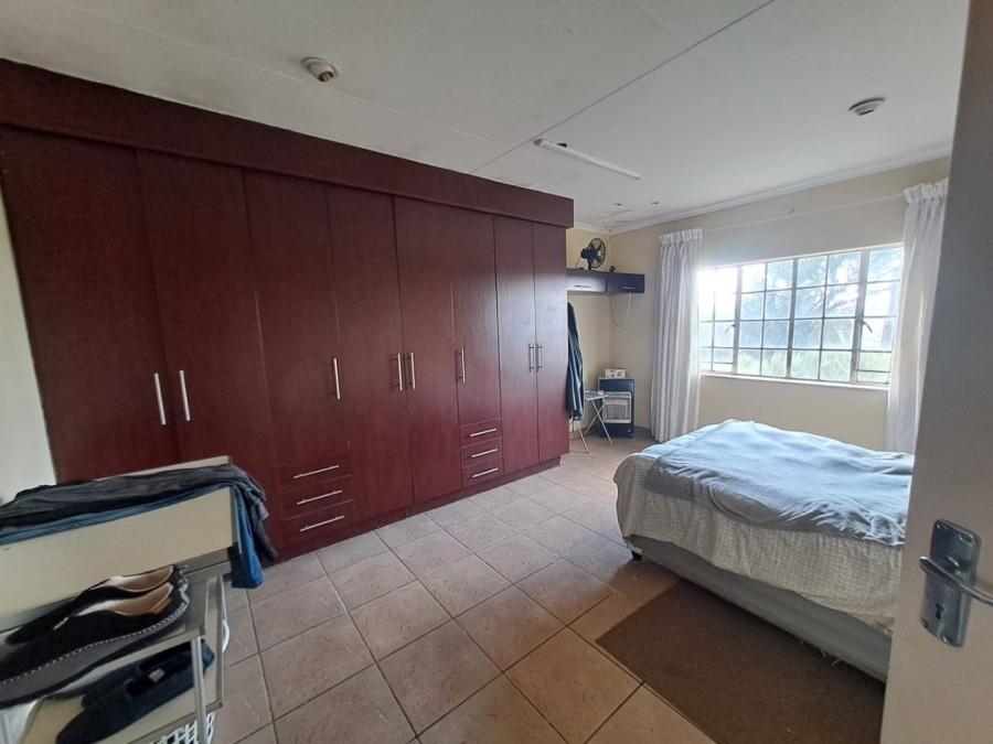 Commercial Property for Sale in Vaalfontein Gauteng