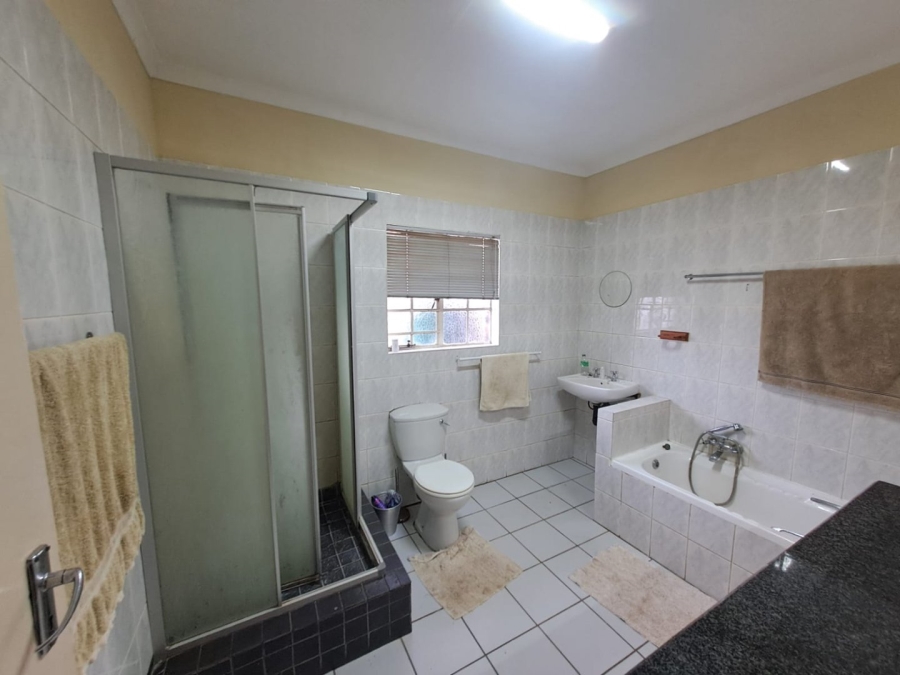 Commercial Property for Sale in Vaalfontein Gauteng