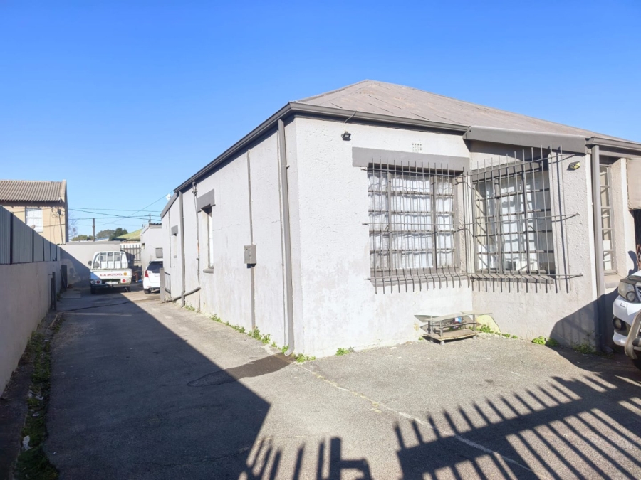 6 Bedroom Property for Sale in Geduld Ext 1 Gauteng