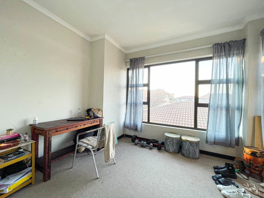3 Bedroom Property for Sale in Noordwyk Gauteng