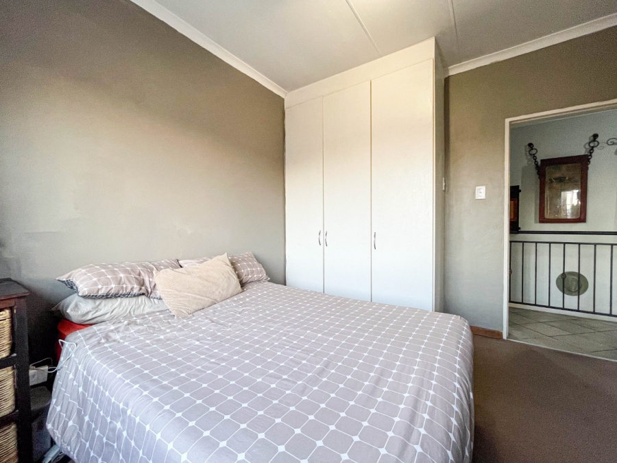 3 Bedroom Property for Sale in Noordwyk Gauteng