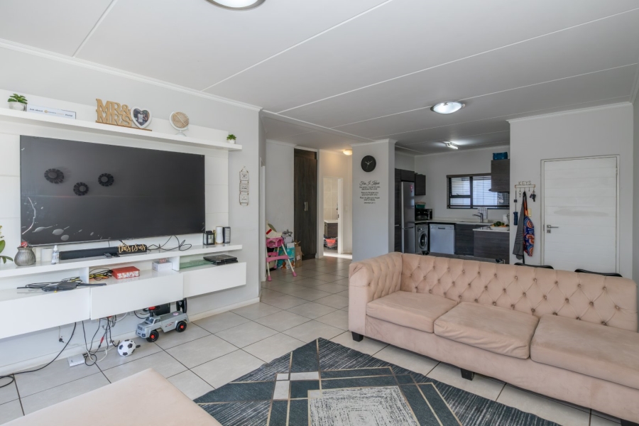 2 Bedroom Property for Sale in Modderfontein Gauteng