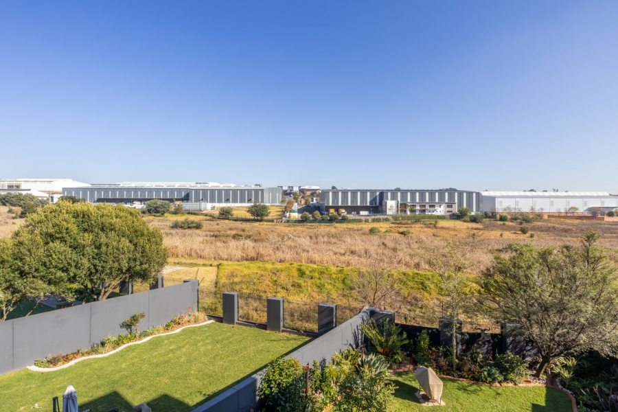 2 Bedroom Property for Sale in Modderfontein Gauteng