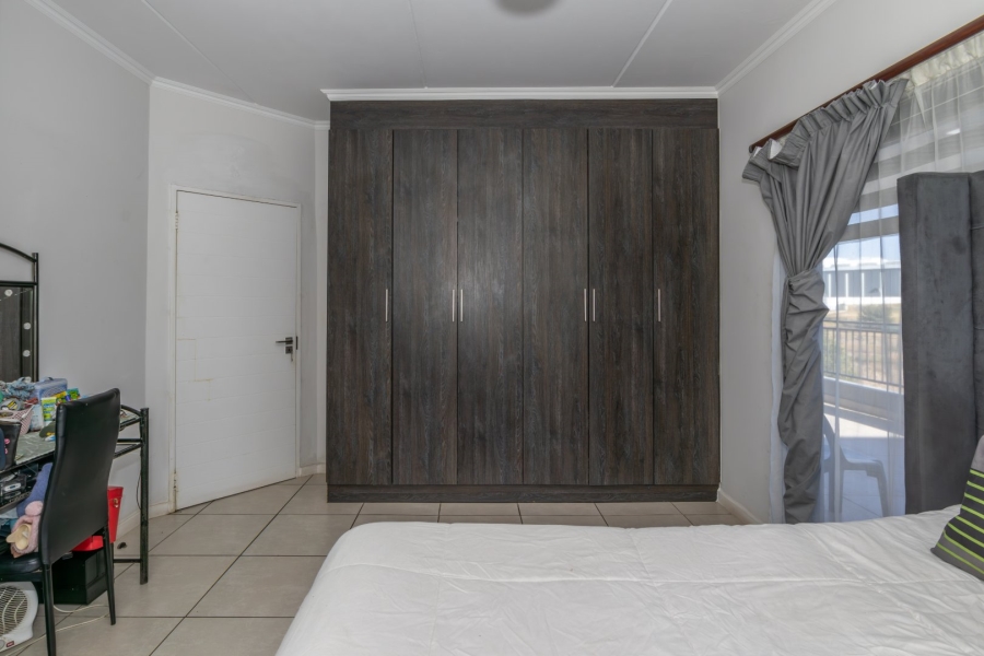 2 Bedroom Property for Sale in Modderfontein Gauteng