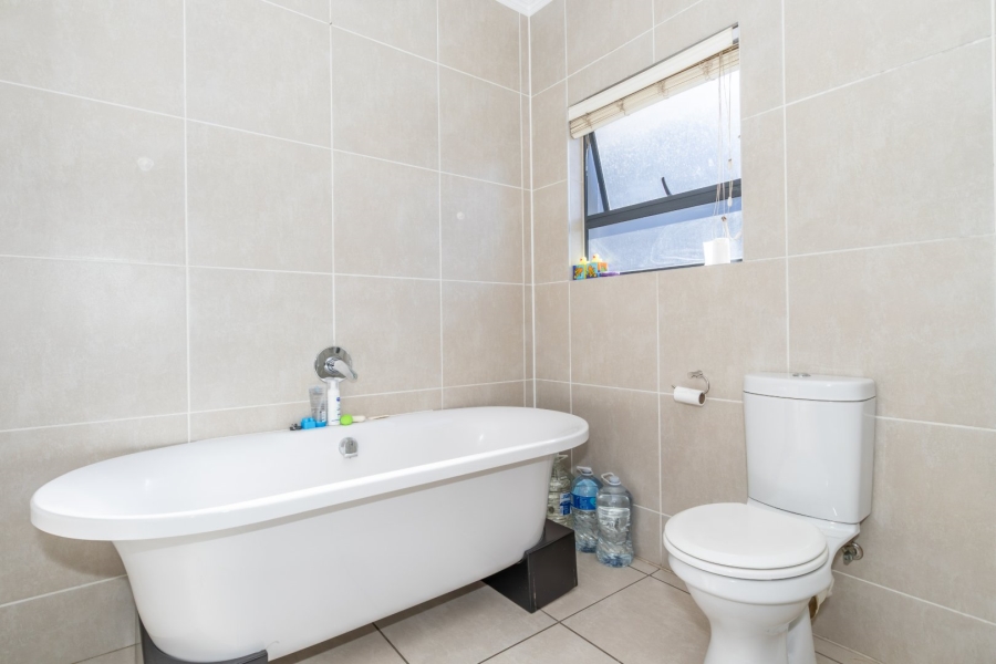 2 Bedroom Property for Sale in Modderfontein Gauteng