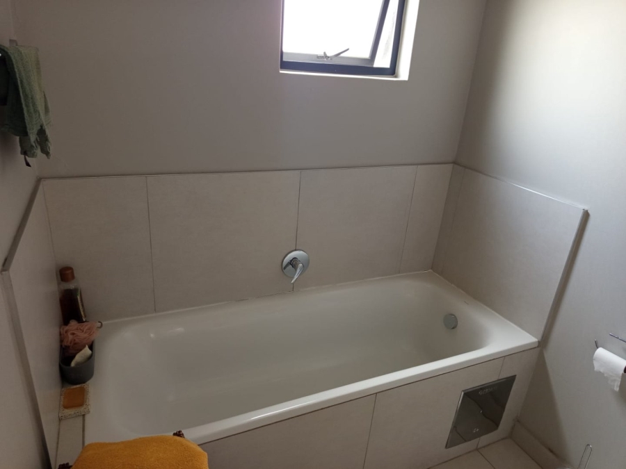 To Let 2 Bedroom Property for Rent in Carlswald Gauteng