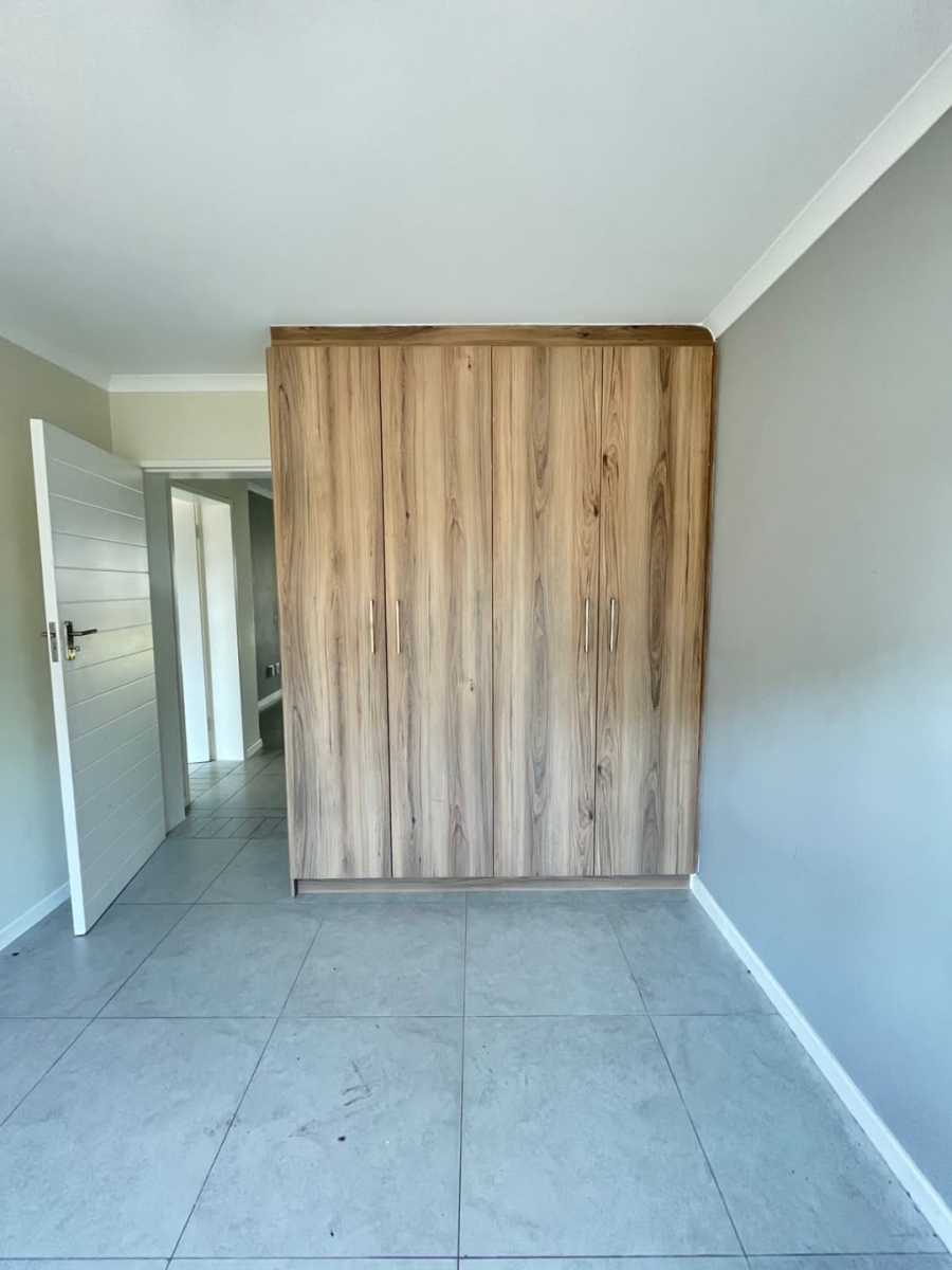 To Let 2 Bedroom Property for Rent in Modderfontein Gauteng