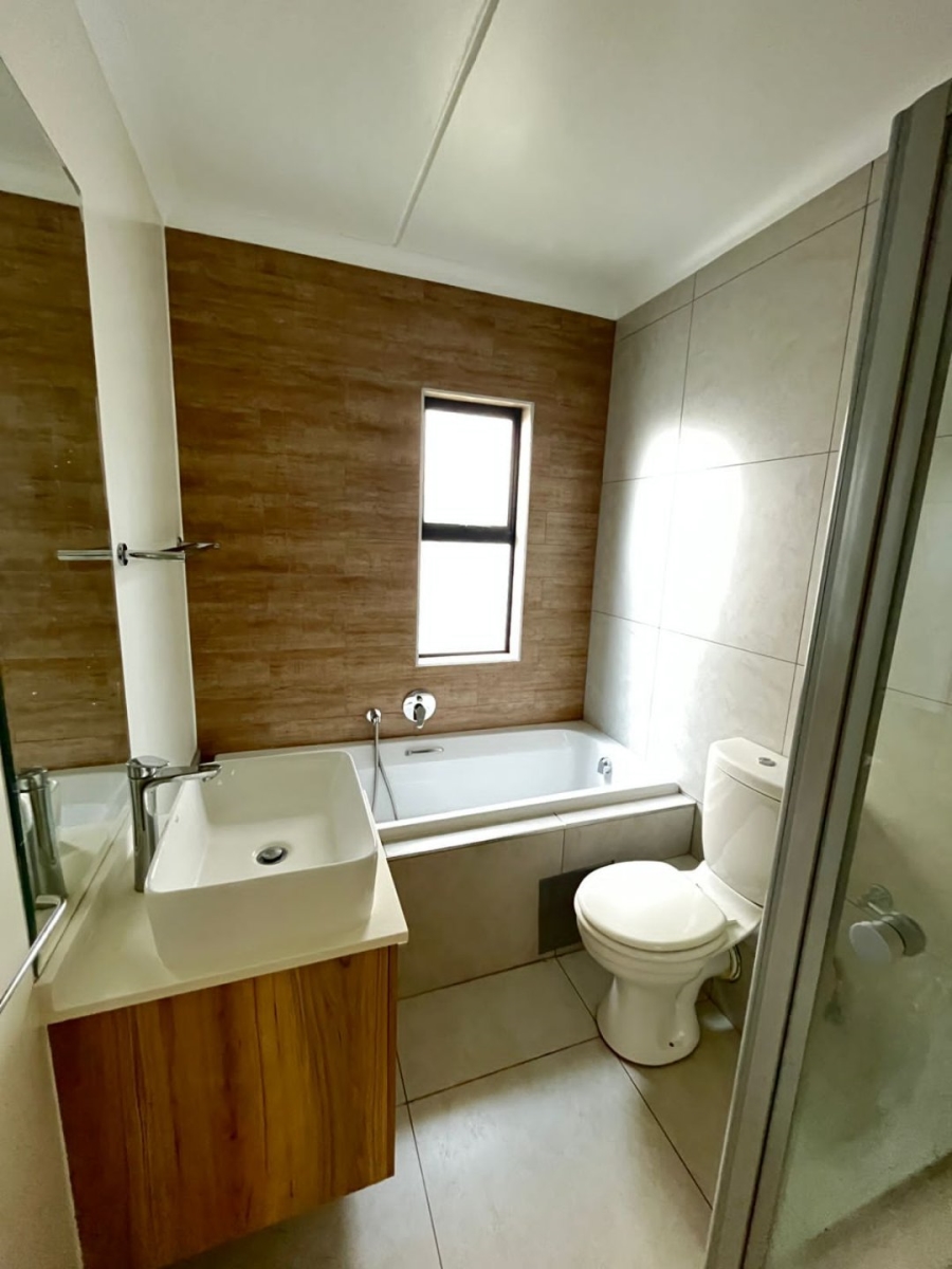 To Let 2 Bedroom Property for Rent in Modderfontein Gauteng