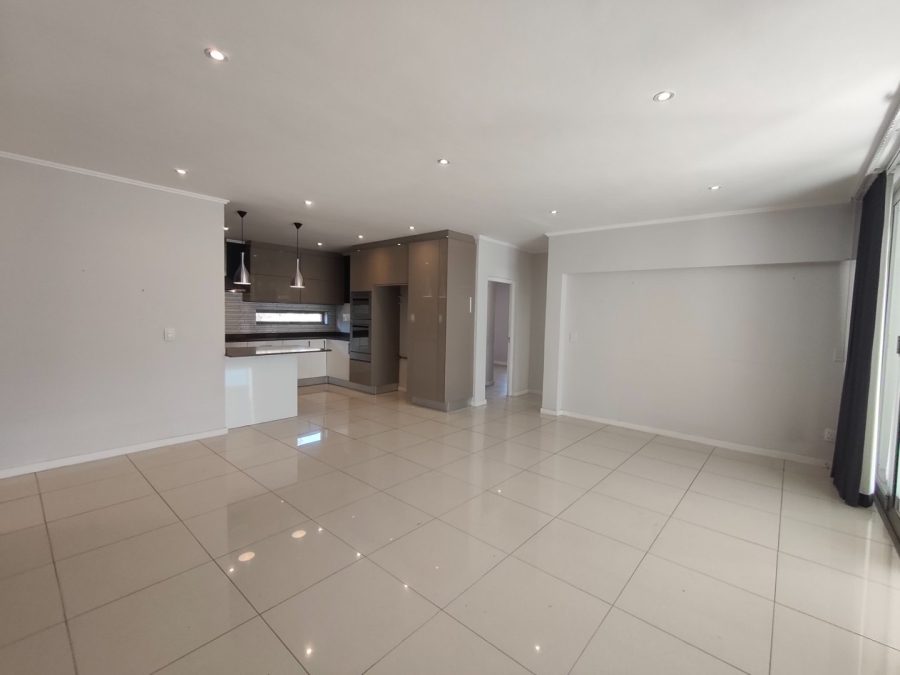 To Let 3 Bedroom Property for Rent in Bryanston Gauteng